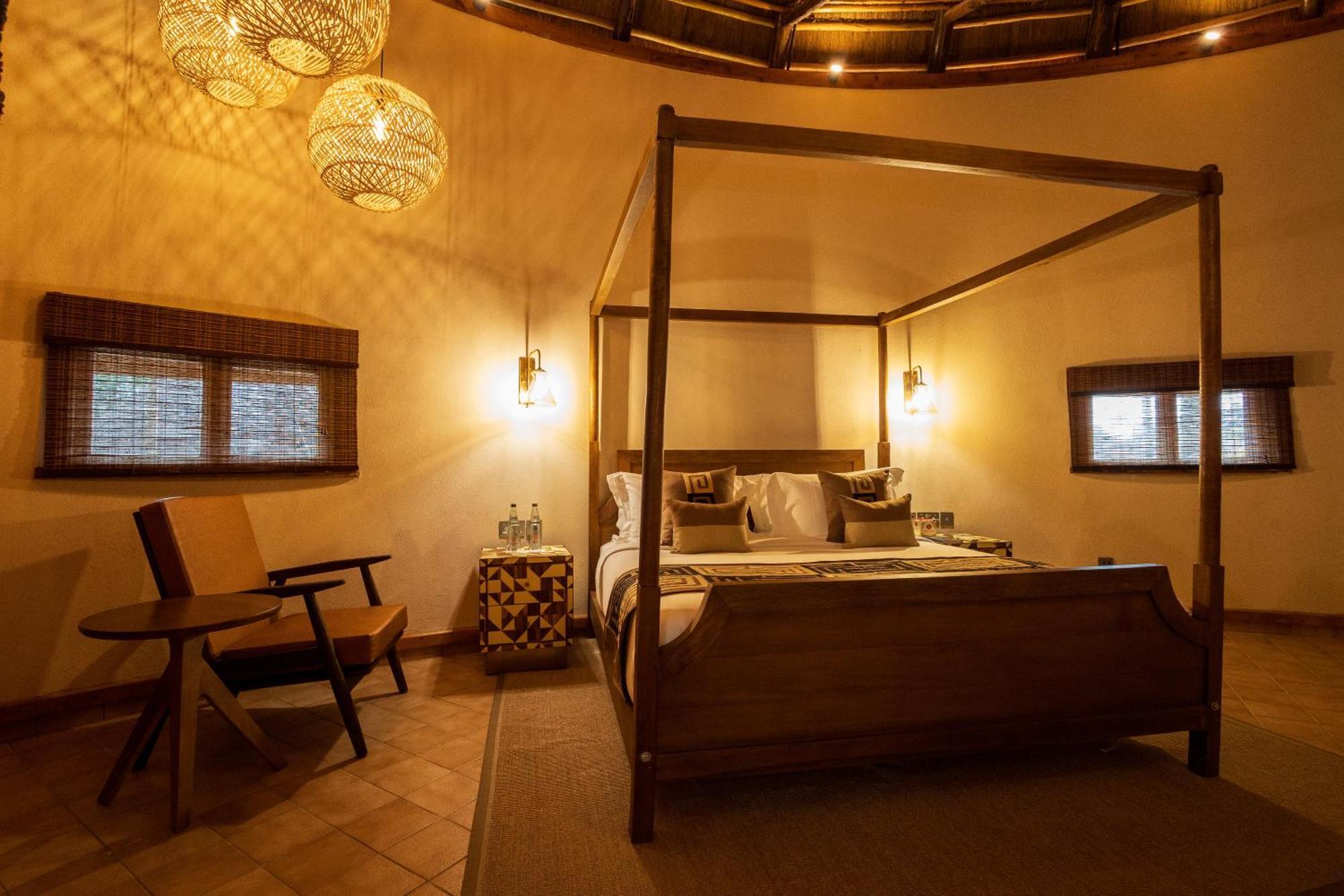 Speke Resort And Conference Center Кампала Екстериор снимка