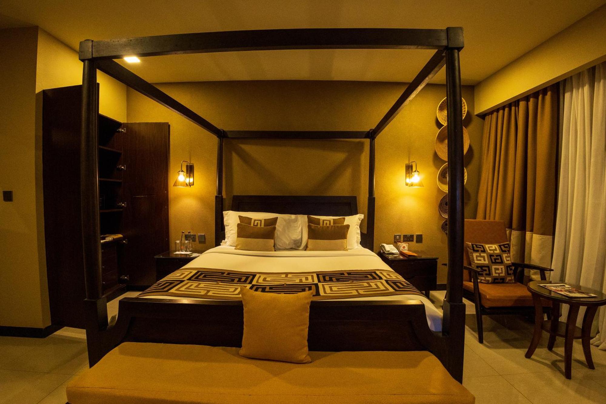 Speke Resort And Conference Center Кампала Екстериор снимка