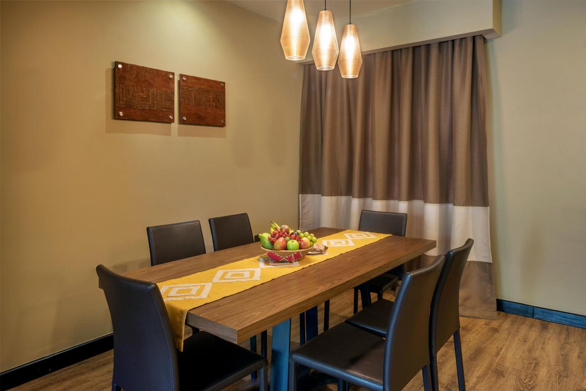 Speke Resort And Conference Center Кампала Екстериор снимка