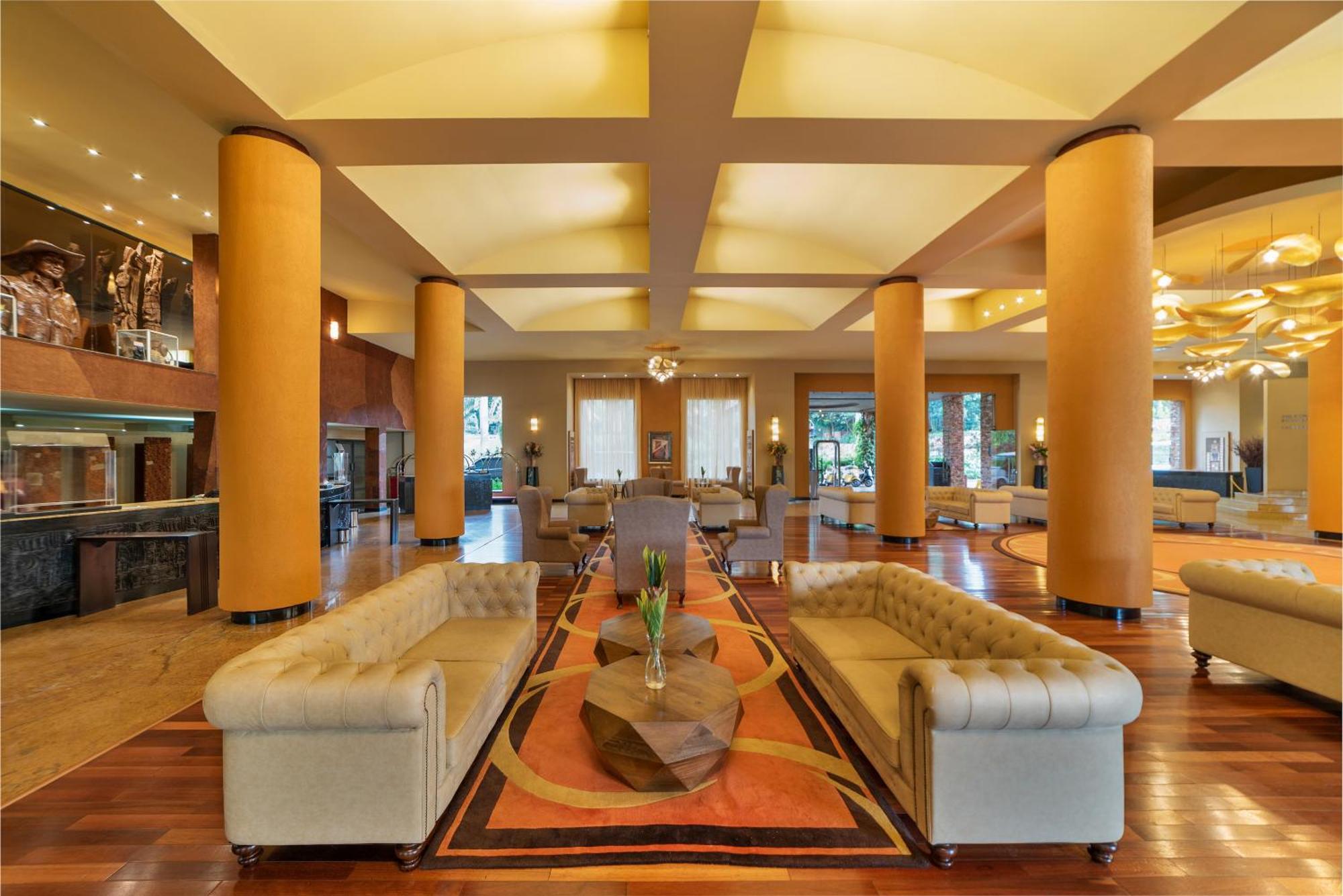 Speke Resort And Conference Center Кампала Екстериор снимка