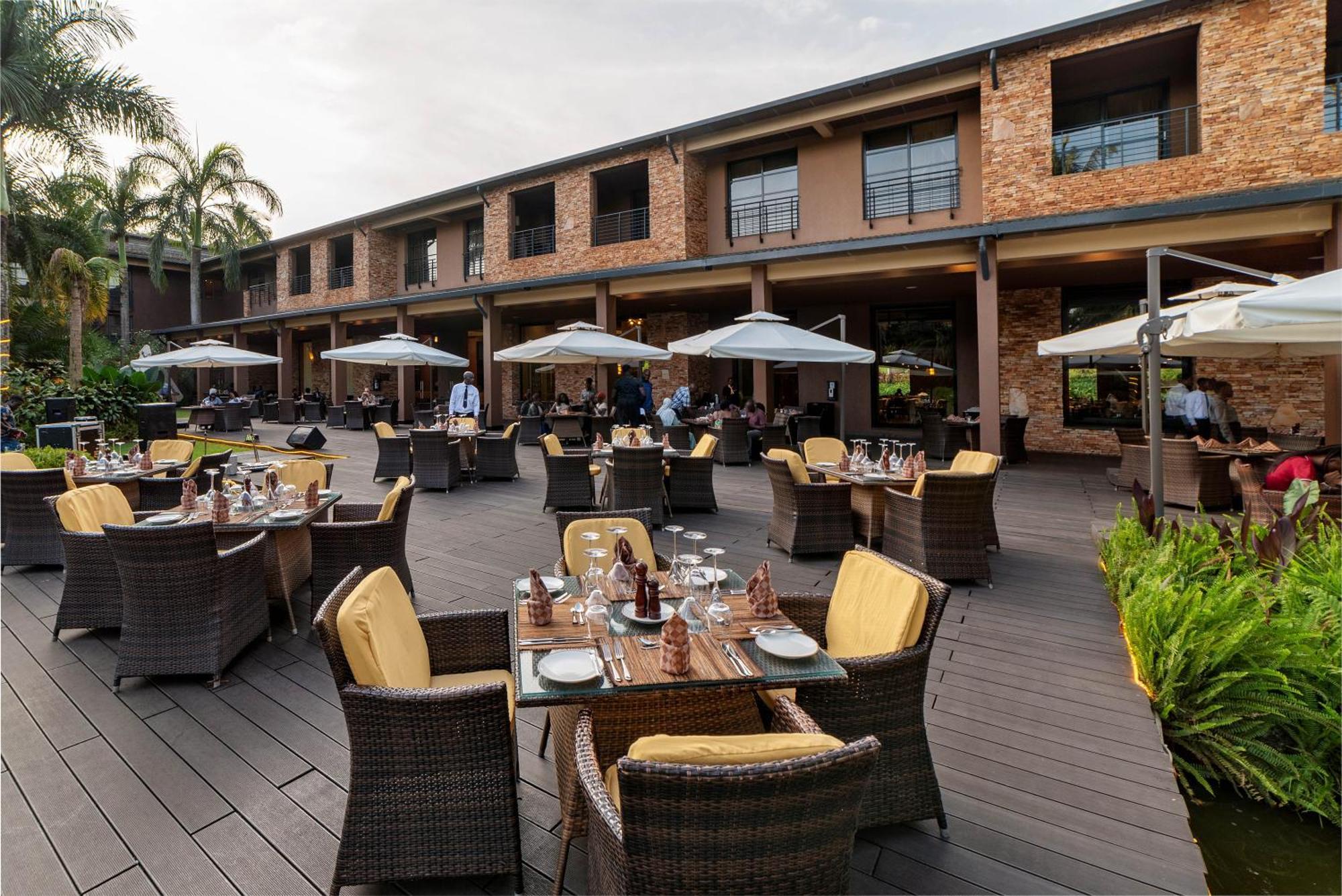 Speke Resort And Conference Center Кампала Екстериор снимка