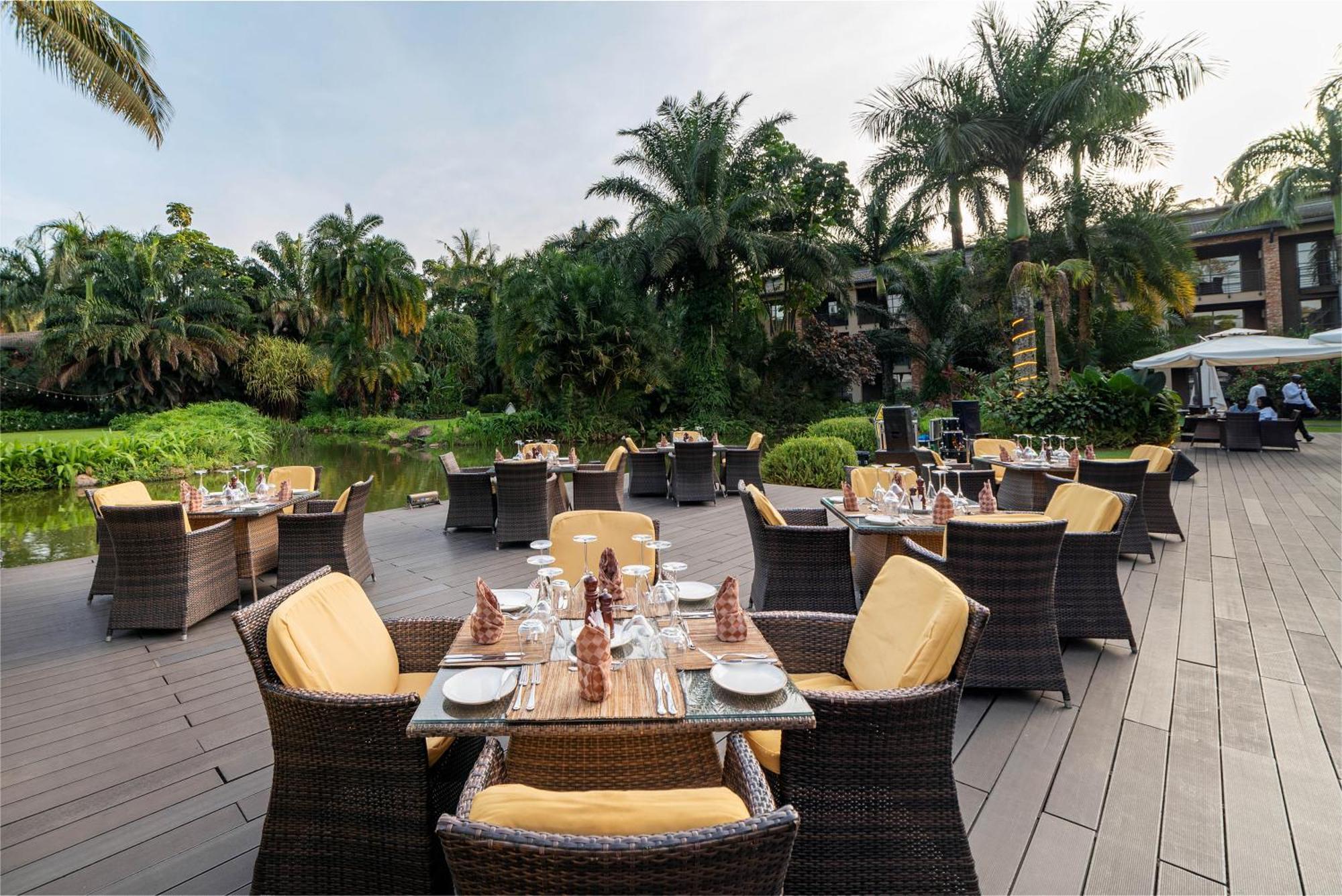 Speke Resort And Conference Center Кампала Екстериор снимка
